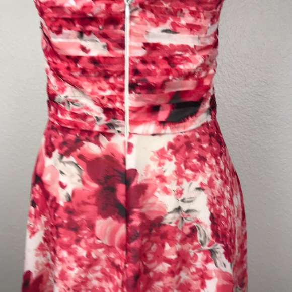 WHBM Silk Floral Tiered Hem Strapless Dress - Picture 7 of 7